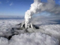 فوران آتش‌فشان در جاپان بیش از سی کشته به جا گذاشت