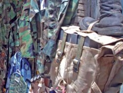 خرید و فروش لباس نظامی در کابل ممنوع شد