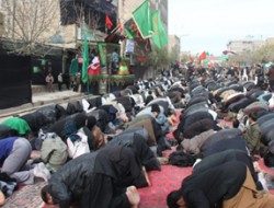 برگزاری نماز ظهر عاشورا در غرب کابل