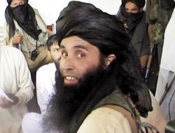 رهبر گروه تحریک طالبان از حمله هوایی امریکا جان سالم به در برد