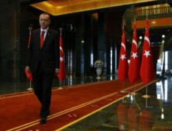ترکیه پوشش رسانه‌ای تحقیق درباره فساد 4 وزیر سابق را ممنوع کرد