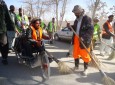 معلولین غزنی با پاک نمودن جاده های شهر از روزشان تجلیل نمودند