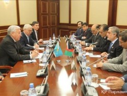 دیدار رئیس مجلس قزاقستان و رئیس اجرایی دولت وحدت ملی افغانستان