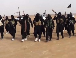 داعش دارندگان مبایل را بازداشت می‌کند