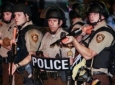 امریکا در حال بدل شدن به یک حکومت پولیسی دیکتاتوری است