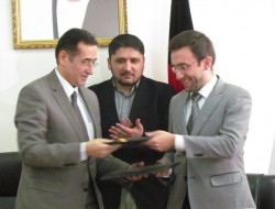 امضای توافقنامه همکاری میان اداره انکشاف شهر جدید کابل و وزارت مخابرات