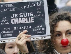 تظاهرات برخی سران عرب در کنار نتانیاهو در پاریس !