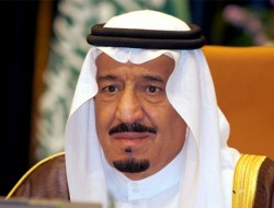 اولین اظهارنظر و اقدامات پادشاه جدید عربستان/رئیس دربار برکنار شد