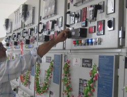 کلید برق افغانستان در خانه همسایگان