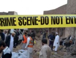 حمله به بس حامل نیروهای پولیس در کراچی دو کشته برجا گذاشت