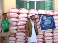 توزیع مواد غذایی به ۱۳۰ خانواده ی فقیر در شهر غزنی  