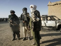 پاکستان له افغان طالبانو غوښتي چې ژر تر ژره جګړه ودروي