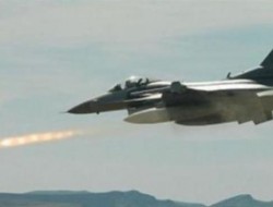 جنگنده‌های اسرائیل نوار غزه را بمباران کردند