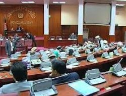 دولت زمان برگزاری انتخابات پارلمانی را مشخص کند