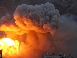آل سعود، میدان هوایی بین المللی صنعاء را بمباران کرد