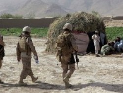 نیروهای امریکایی در افغانستان اشغالگرند یا اشغالگر به نظر می‌رسند؟!