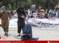 تظاهرات مردم کابل علیه برگزاری مراسم سوگواری ملاعمر از سوی شورای عالی صلح  