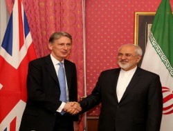 وزیر خارجه انگلیس در راه تهران/ سفارت یکشنبه بازگشایی می‌شود