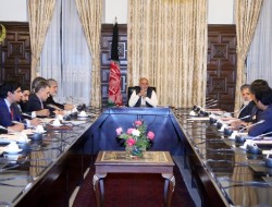 45 قرارداد به ارزش 5 میلیارد و 257 میلیون افغانی تصویب شد/تأکید اشرف غنی بر اصلاحات در شهرداری کابل