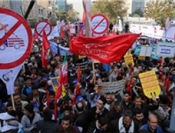 طنین مرگ بر آمریکا در آسمان تهران