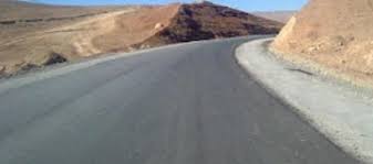 ساخت جاده ی ۱۲۰ کیلومتری در فراه  با کمک ایران