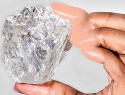 لوکار، دومین الماس بزرگ جهان را به دست آورد