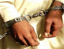 دستگیری یک قاچاقچی مواد مخدر در ولایت غزنی