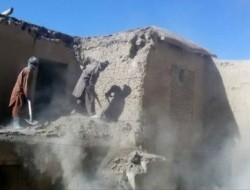 توزیع کمک های انگلیس به آسب دیدگان زلزله افغانستان