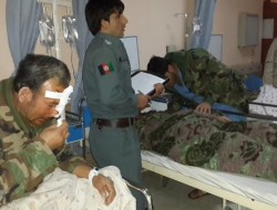 خبرکوتاه / زخمی شدن هشت سرباز اردوی ملی در سانحه ترافیکی