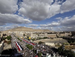 راهپیمایی میلیونی یمنی ها به مناسبت یک سال «مقاومت»