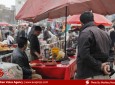 تصاویر / سرو غذاهای غیر بهداشتی در مقابل مسجد پل خشتی کابل و چشم پوشی وزارت صحت عامه  