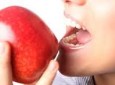 سلامت دندان و لثه‌ با توصیه غذاهای مفید