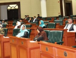 هشدار سناتوران نسبت به تبلیغات طالبان بر علیه دولت