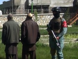 دستگیری دو سرباز پولیس به اتهام فروش اسلحه به طالبان