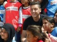 دیدار مسعود اوزیل ستاره دنیای فوتبال از پناهجویان سوری در اردن
