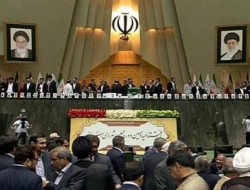 مجلس دهم ایران آغاز شد