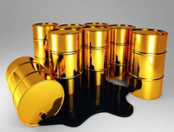 کاهش بهای نفت و افزایش قیمت طلا