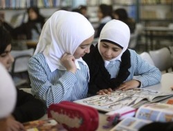 تلاش اسرائیل برای گسترش برنامه درسی این رژیم در مدارس فلسطینی/ وجود 14 مدرسه اسرائیلی  در فلسطین