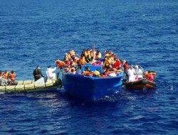 نیروی ساحلی ایتالیا 1100مهاجر را از غرق شدن نجات داد