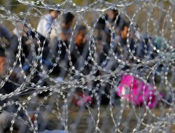 پنجاه و سه پناهجوی افغانستانی و پاکستانی در مرز مقدونیه بازداشت شده‌اند