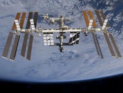 سه فضانورد ایستگاه فضایی بین‌المللی به سلامت بر زمین نشستند