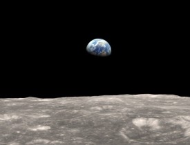سفر با هزینه ده  هزار دالر  به ماه