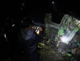 شمار قربانیان سقوط  طیاره در پاکستان به ۴۸ تن رسید