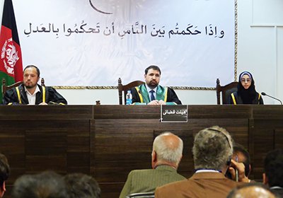 ۷ نفر به اتهام اختلاس بیش از ۲۴ میلیون افغانی به ۲ تا ۱۹ سال حبس محکوم شدند