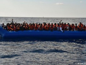 "حدود 100 پناهجو طی دو حادثه روز گذشته در دریای مدیترانه٬ بین لیبیا و ایتالیا غرق شدند"