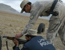 افغان امنیتی ځواکونه پروسله والو مخالفینو مبارزه کوي