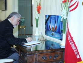 امضای کتاب تعذیت آیت‌الله هاشمی رفسنجانی توسط مقام‎های ارشد حکومت افغانستان