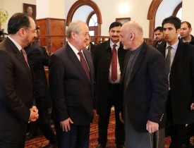 ما در افغانستان با گروه هایی مبارزه می کنیم که علیه منافع ازبکستان می جنگند/۵ توافقنامه بین افغانستان و ازبکستان امضا شد