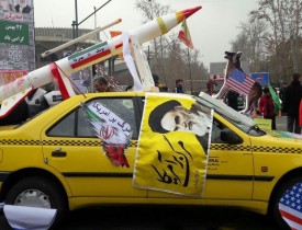 هوای سرد و حضور پرشور ایرانی ها در سی و هشتیم سالگرد پیروزی انقلاب اسلامی