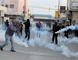 حملۀ پولیس بحرین به مراسم خاکسپاری فعال مخالف رژیم